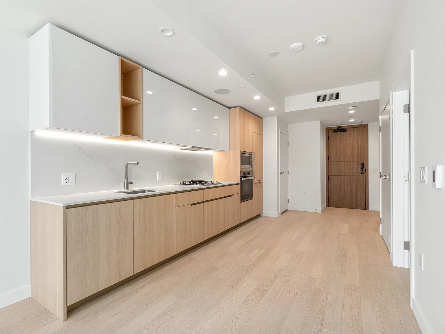 1 bed, 600 sqft, $2,600 — Photo 4