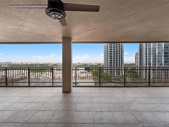 3rd image of 2901 S Bayshore Dr APT 14G