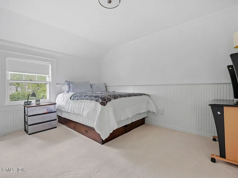 1 Cherry Ln — Photo 32