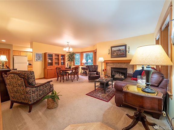 5th image of 10045 NE Summerberry Ct