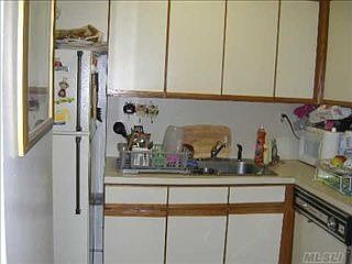 3rd image of 14220 84th Dr APT 3A
