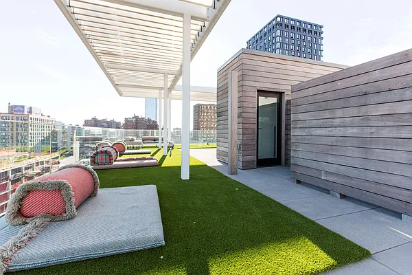 Rented by Compass | media 33