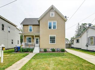 607 S 8th St, Watertown, WI 53094