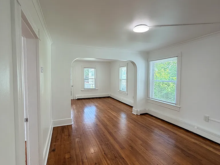 35 Maud St #2 — Photo 12