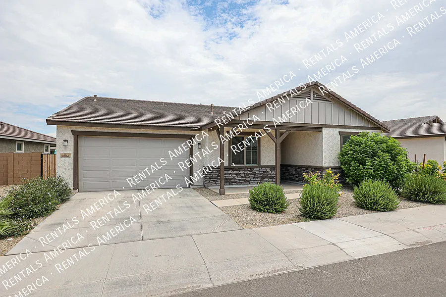 Breathtaking 4 bedroom! — Photo 2