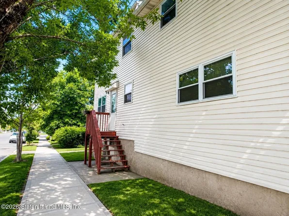 (undisclosed Address), Staten Island, NY 10312