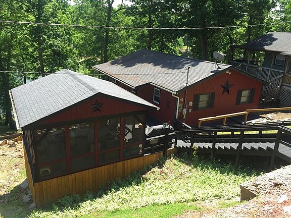 The screened in porch