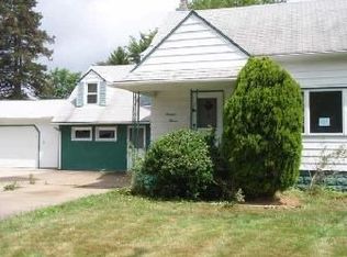 1411 Deforest Rd SE, Warren, OH 44484