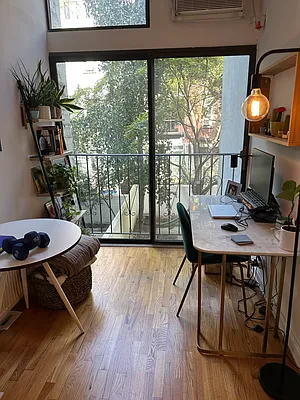 Rented by Joe Gotham LTD | media 16