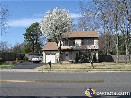 1st image of 806 Vaughn Ave