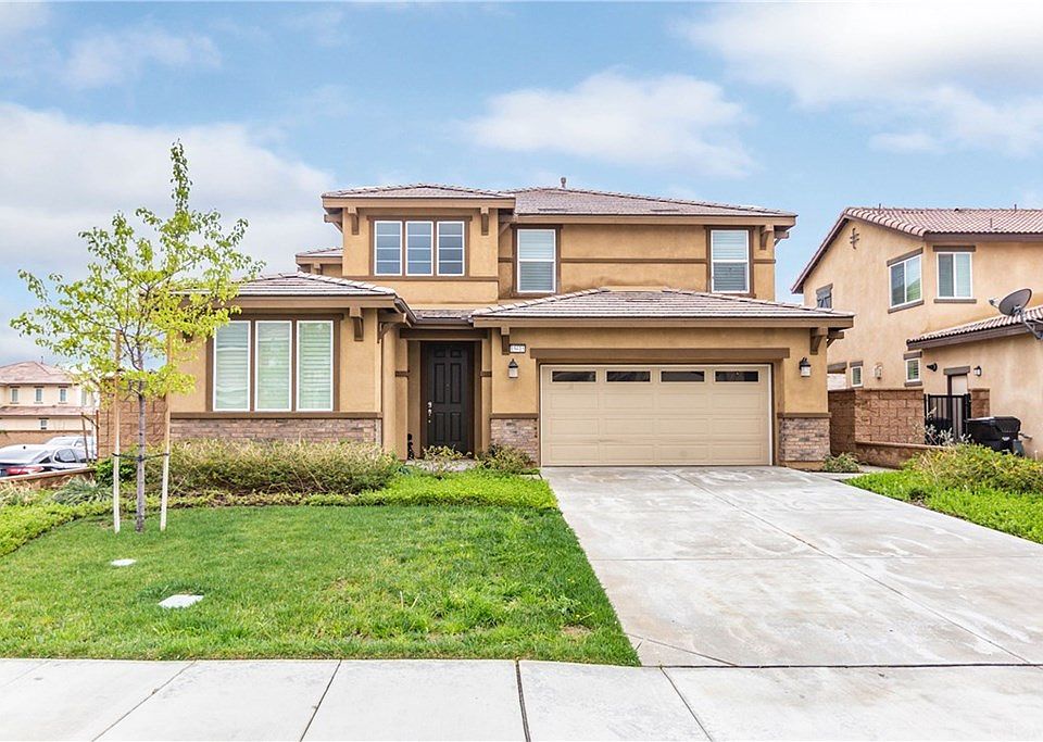 1st image of 15615 Paprika Ln