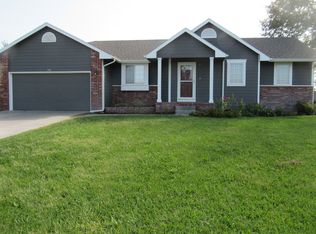 116 S Devinshire Ave, Bentley, KS 67016