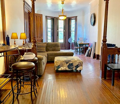 4th image of 816 Jefferson Ave Floor 2