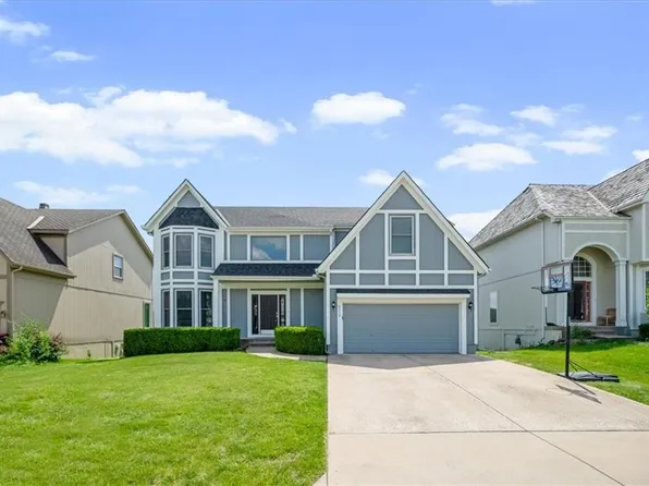 6315 W 147th Ter, Overland Park, KS 66223