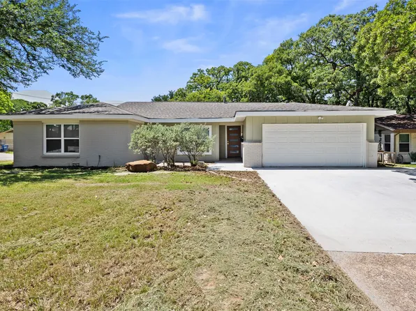 914 Vine St, Euless, TX 76040
