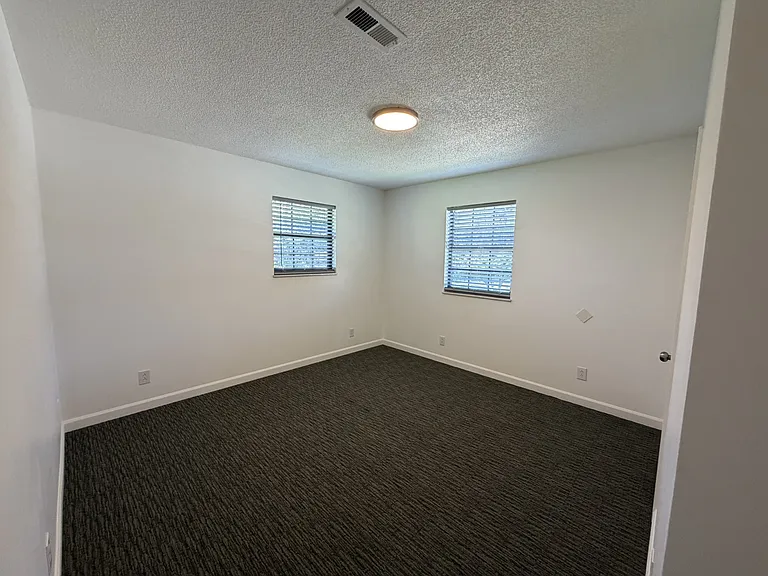144 Mason St #6 — Photo 8