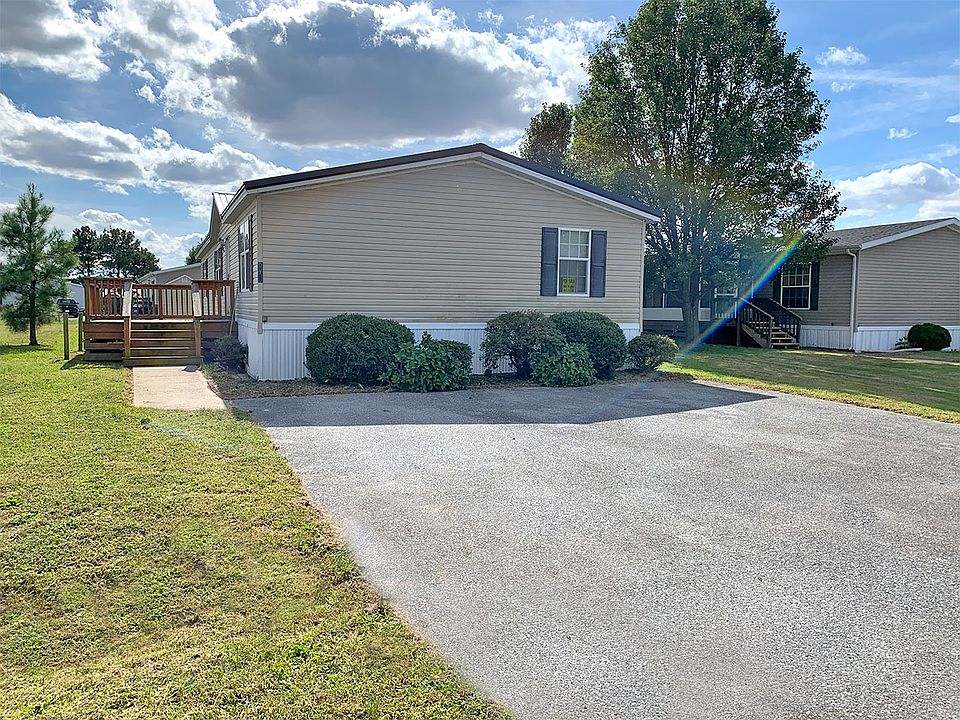1st image of 80 Hitch Pond Cir #80HPC