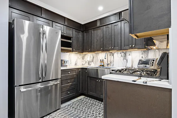 Sold by Keller Williams Realty Gold Coast | media 15