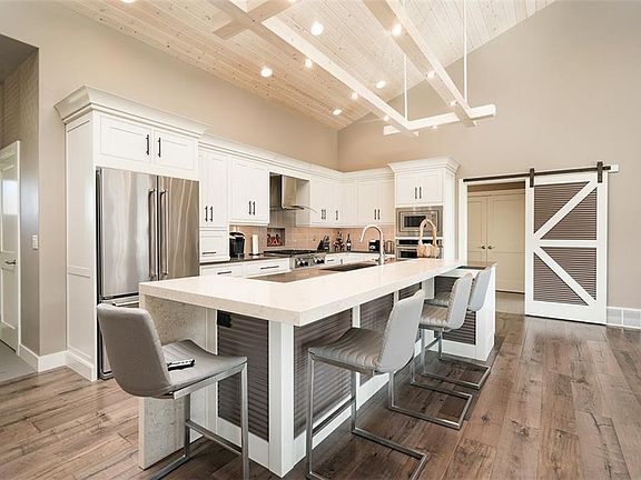 5th image of 5225 Cabernet Ln