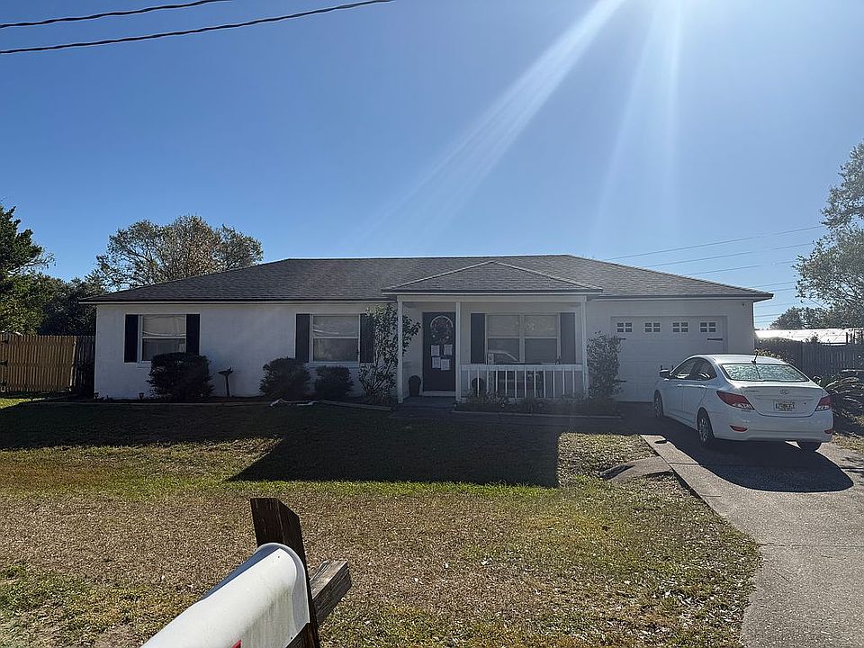 1st image of 5827 Lakewood Ln