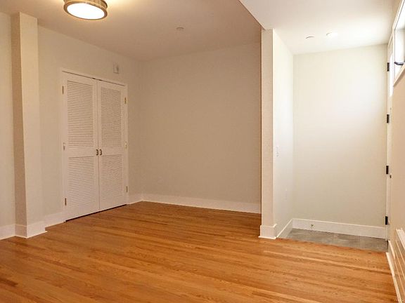 4th image of 1135 Stanyan St #11
