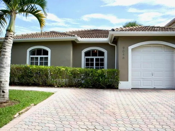 9046 SW 160th Ter, Palmetto Bay, FL 33157