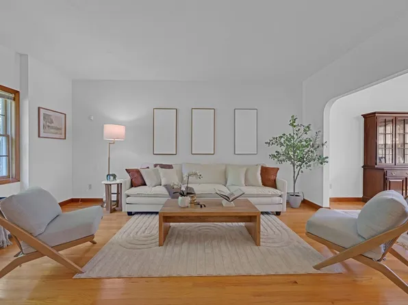 320 Marshall St, Paxton, MA 01612