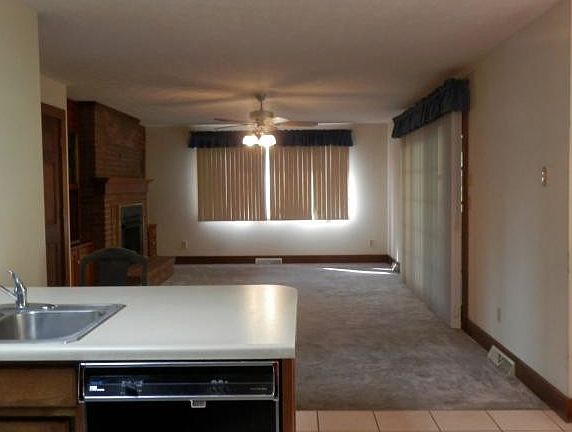 4th image of 171 Smithfield Dr