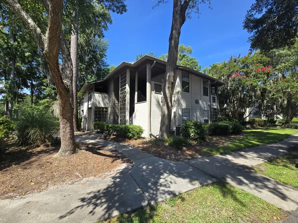 30 Mathews Dr #411, Hilton Head Island, SC 29926