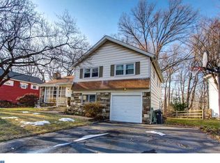 802 Roslyn Ave, Glenside, PA 19038