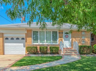 7632 W Strong St, Norridge, IL