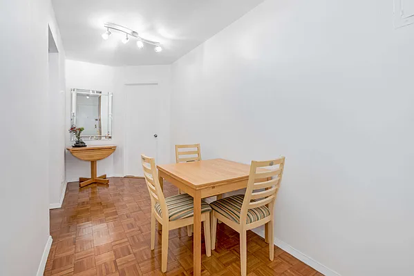 Sold by Compass | media 10