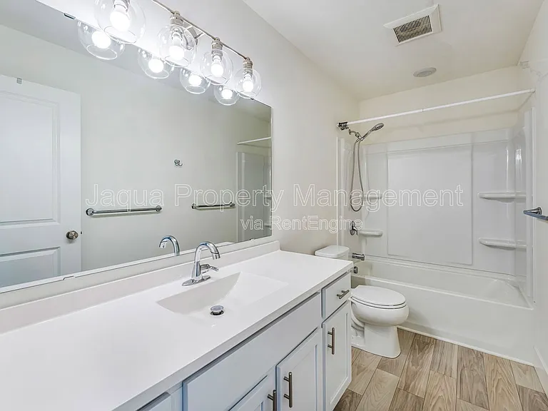 9424 Snow Valley Dr SE — Photo 14