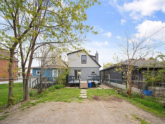 4th image of 305 Weir St N