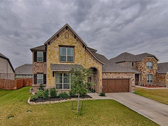 5th image of 4502 Plumeria Dr
