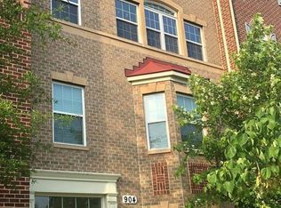 904 Hall Station Dr APT 102, Bowie, MD