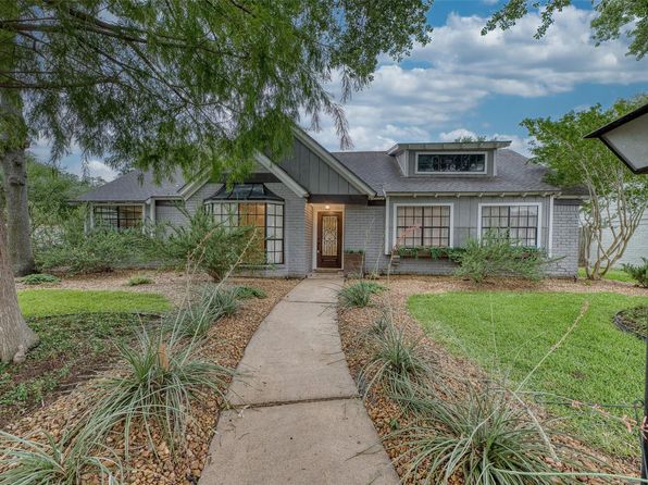 Property image for 4650 Hickory Downs Dr, Houston, TX 77084
