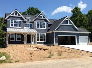 3386 Jules Lillian Dr, Grand Rapids, MI 49525