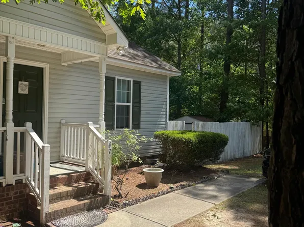 47 Apple Ct, Clayton, NC 27527