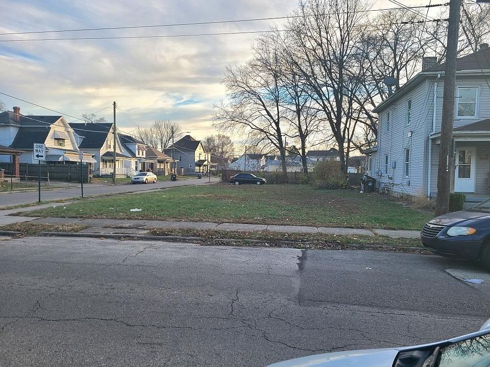 2nd image of 1732 Columbia Ave