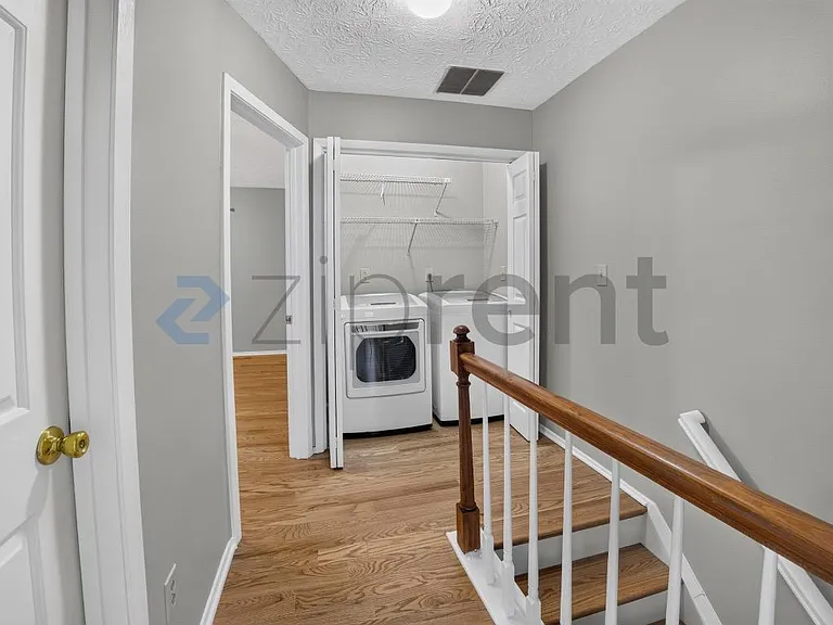 1201 Wedgewood Ct — Photo 15