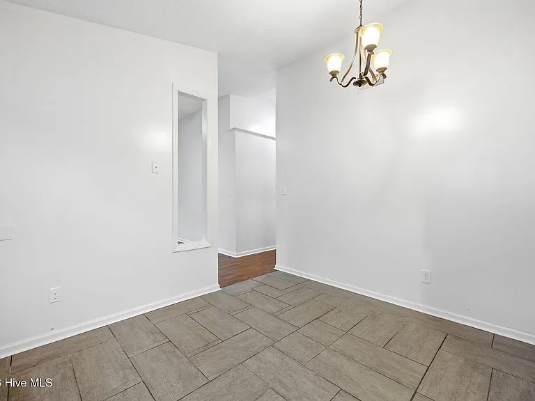 774 Pinewood Dr — Photo 23
