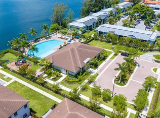 Via Ventura, Miami, FL 33179