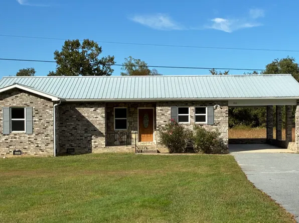 106 Pinehurst Dr, Hendersonville, NC 28792