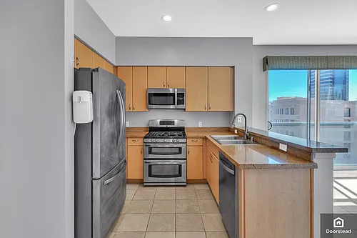 445 Island Ave Photo 1