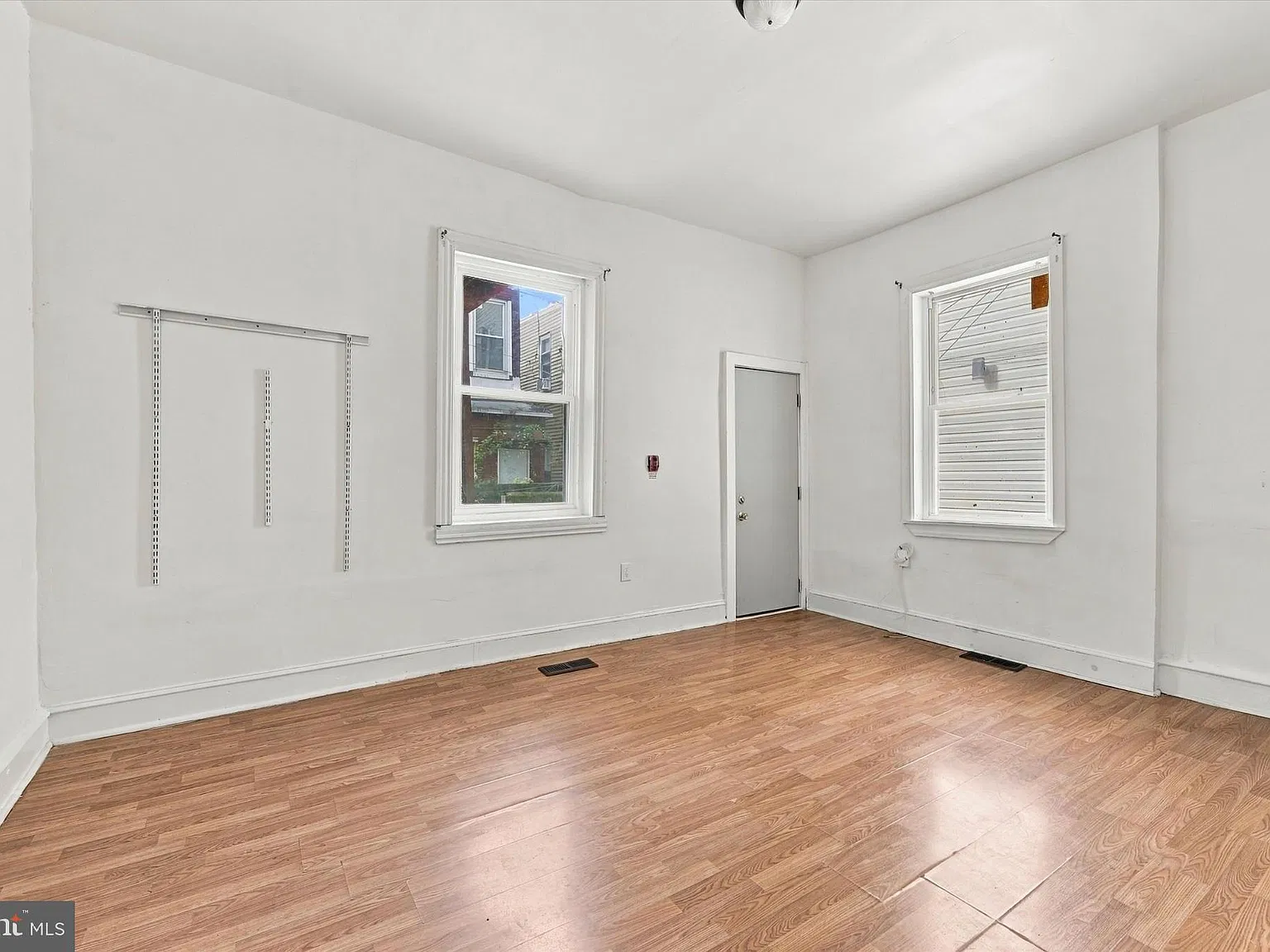 3214 W Diamond St — Photo 3