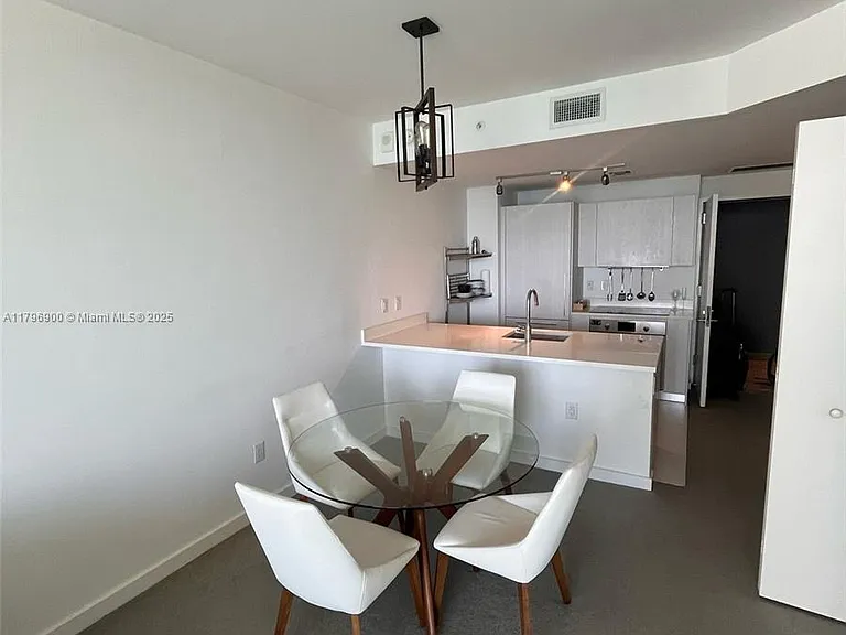 501 NE 31st St #3005 — Photo 4