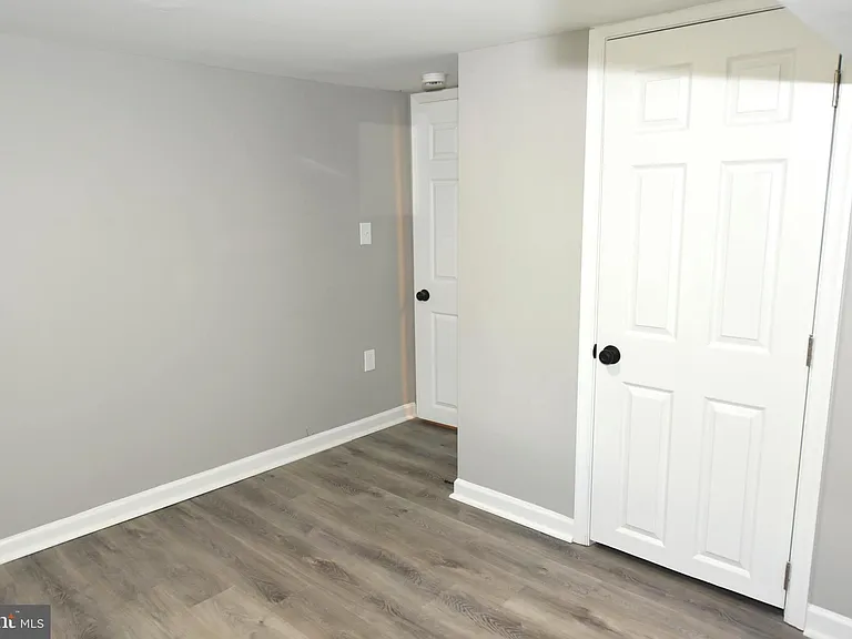 2225 W Baltimore St — Photo 19