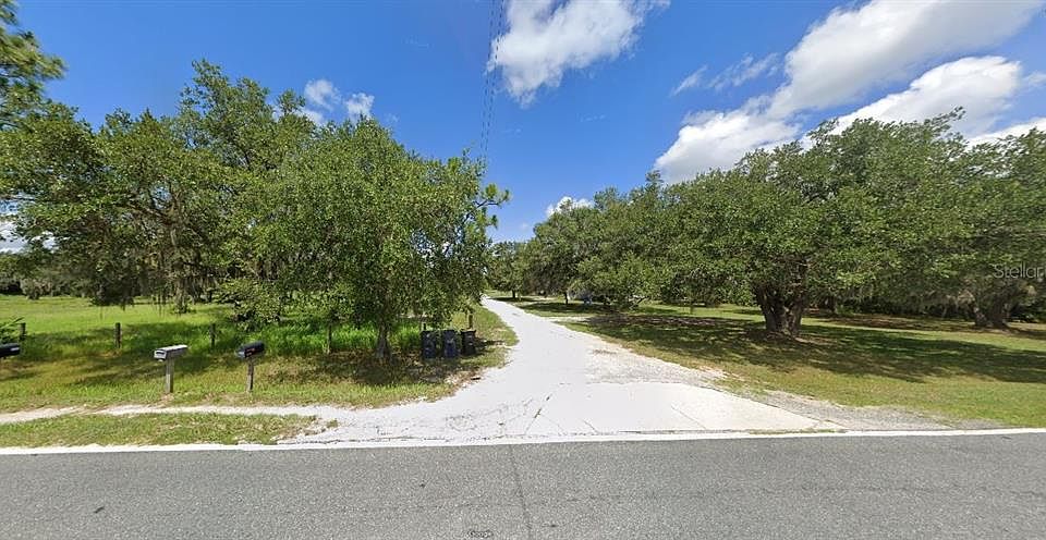 2nd image of Tiger Lake Rd