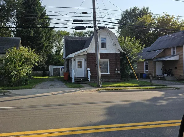 304 Corunna Ave, Owosso, MI 48867